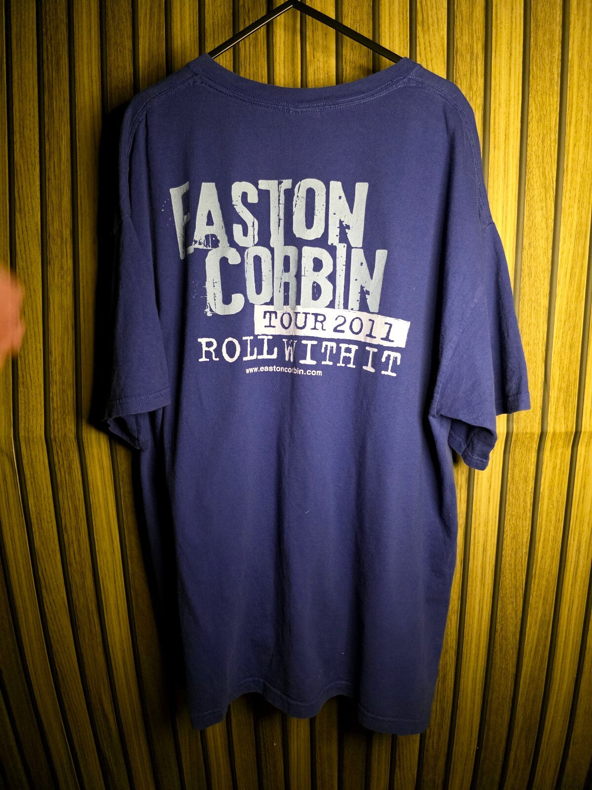 Gildan Easton Corbin Tour 2011 Graphic T-shirt Blue XL RAN41
