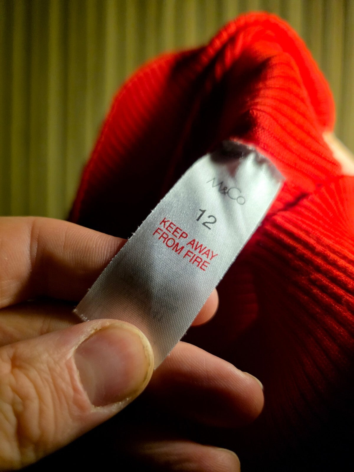 MaCo Red Petite Pullover Sweater Size 12 KN41