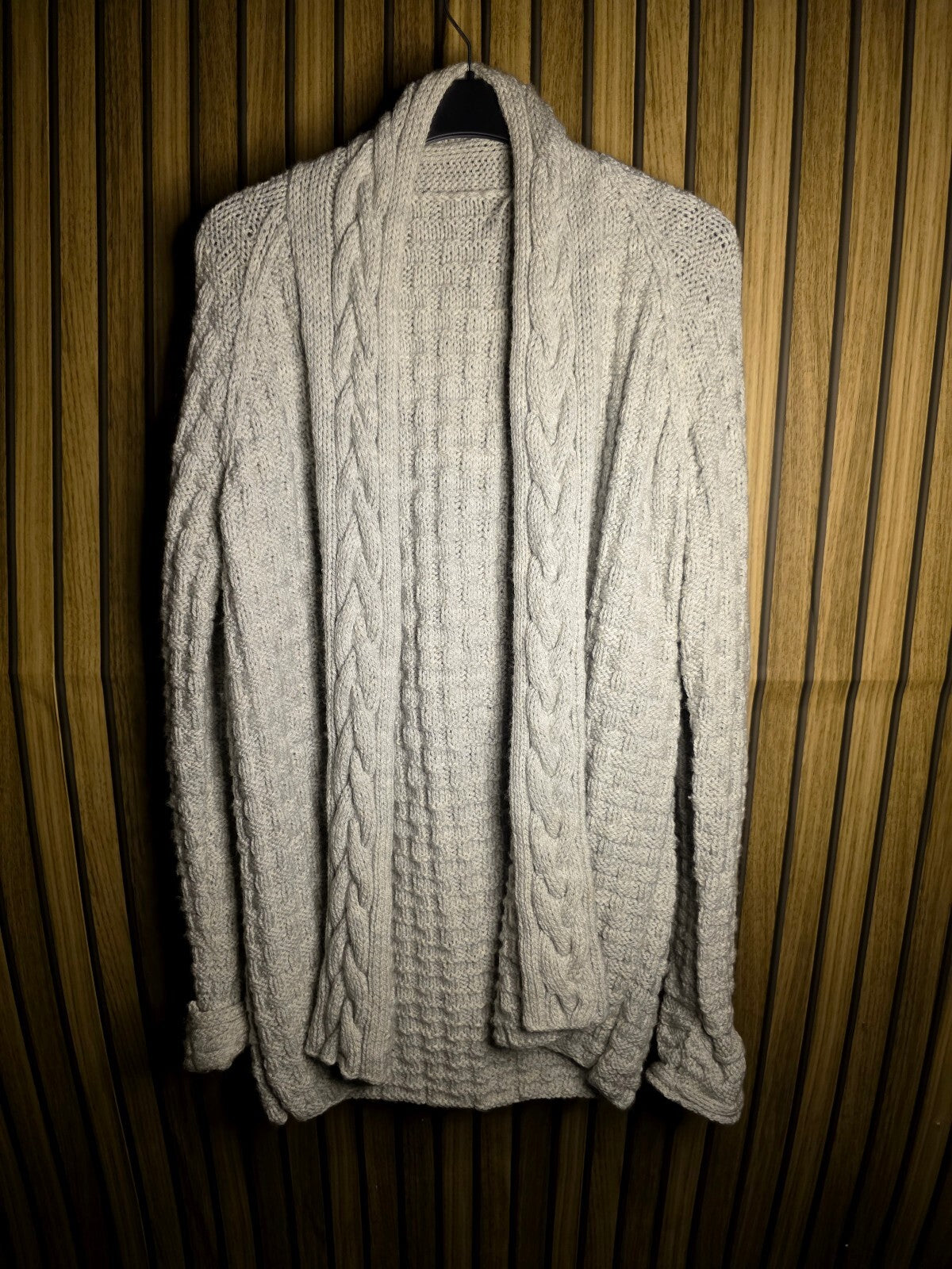 Cable Knit Pullover Cardigan Cream Size Medium KN50