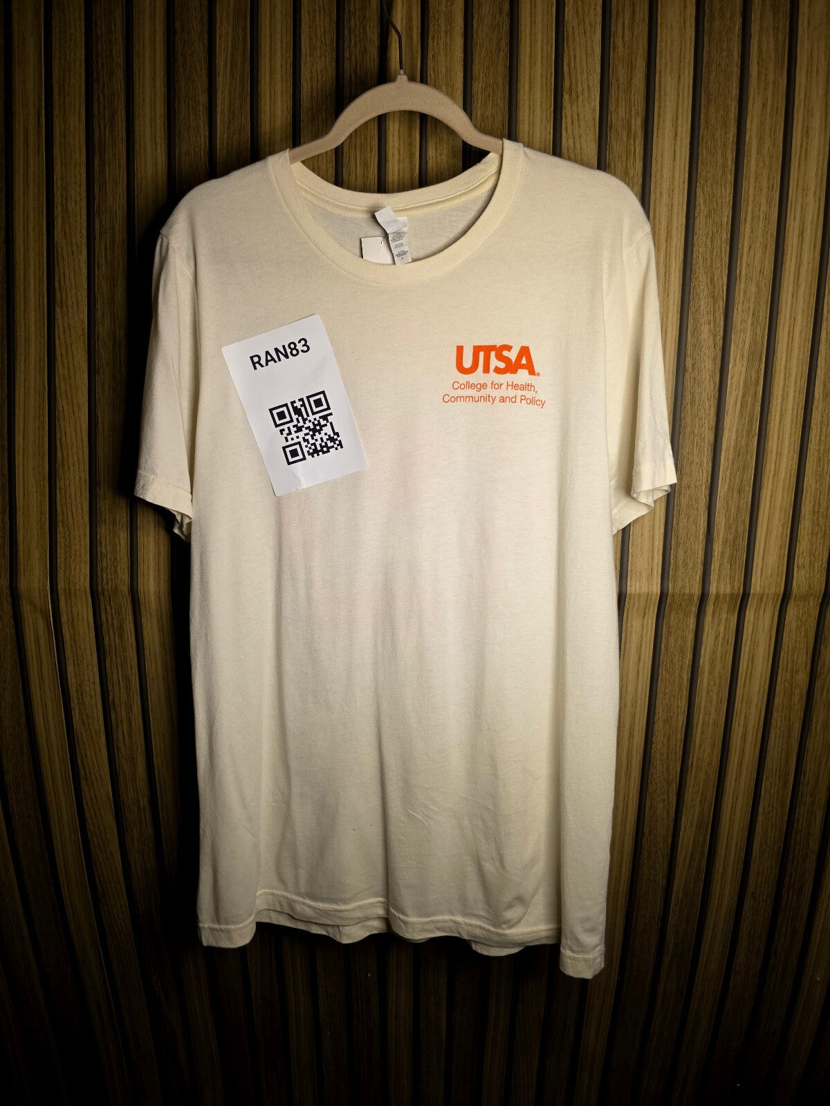 Canvas UTSA College of Health T-shirt Cream Size Regular L RAN83