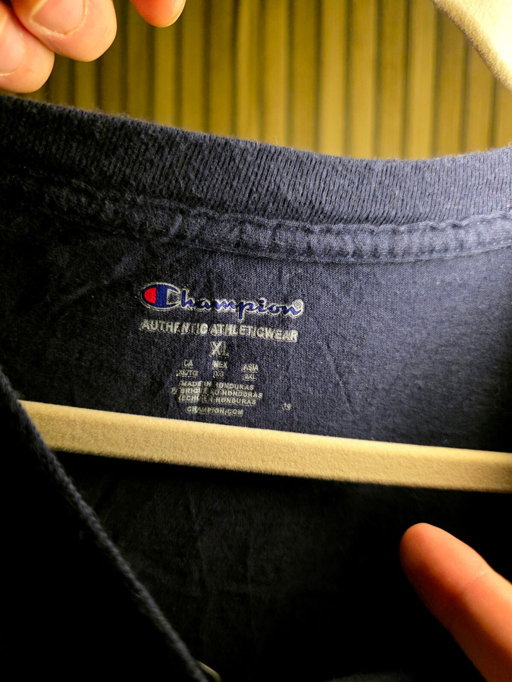 Champion Men's T-shirt Navy Blue Size L RAN84