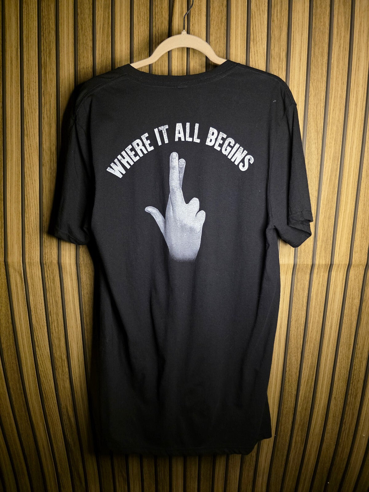 Bailey James T-shirt Black Graphic Size L RAN87