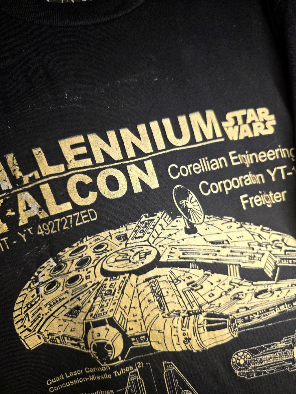 Zuni Sportswear Star Wars Millennium Falcon Graphic Black T-Shirt Large MX406