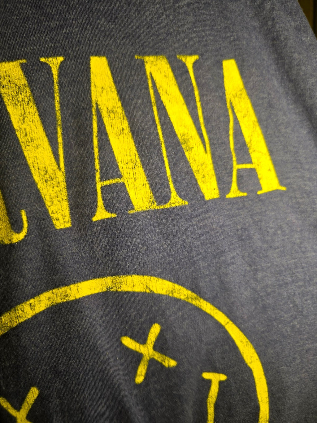 Nirvana T-shirt Yellow Graphic Blue Size XL MX475