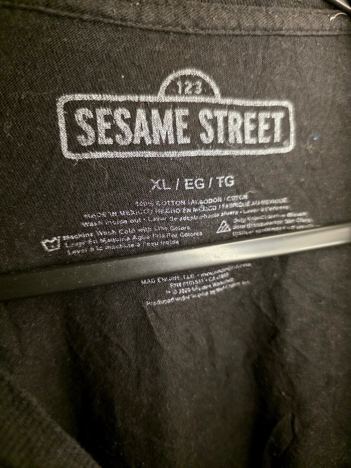 Sesame Street Cookie Monster Graphic T-Shirt Black XL MX555