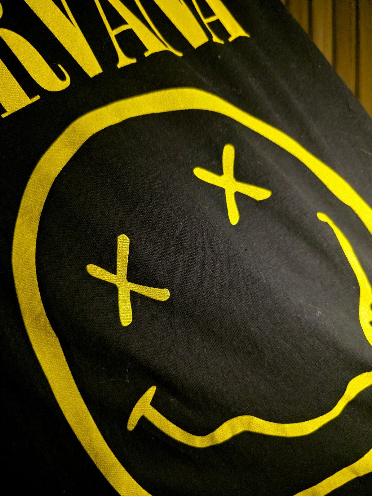 Nirvana Smiley Face Graphic Black T-Shirt S MX611