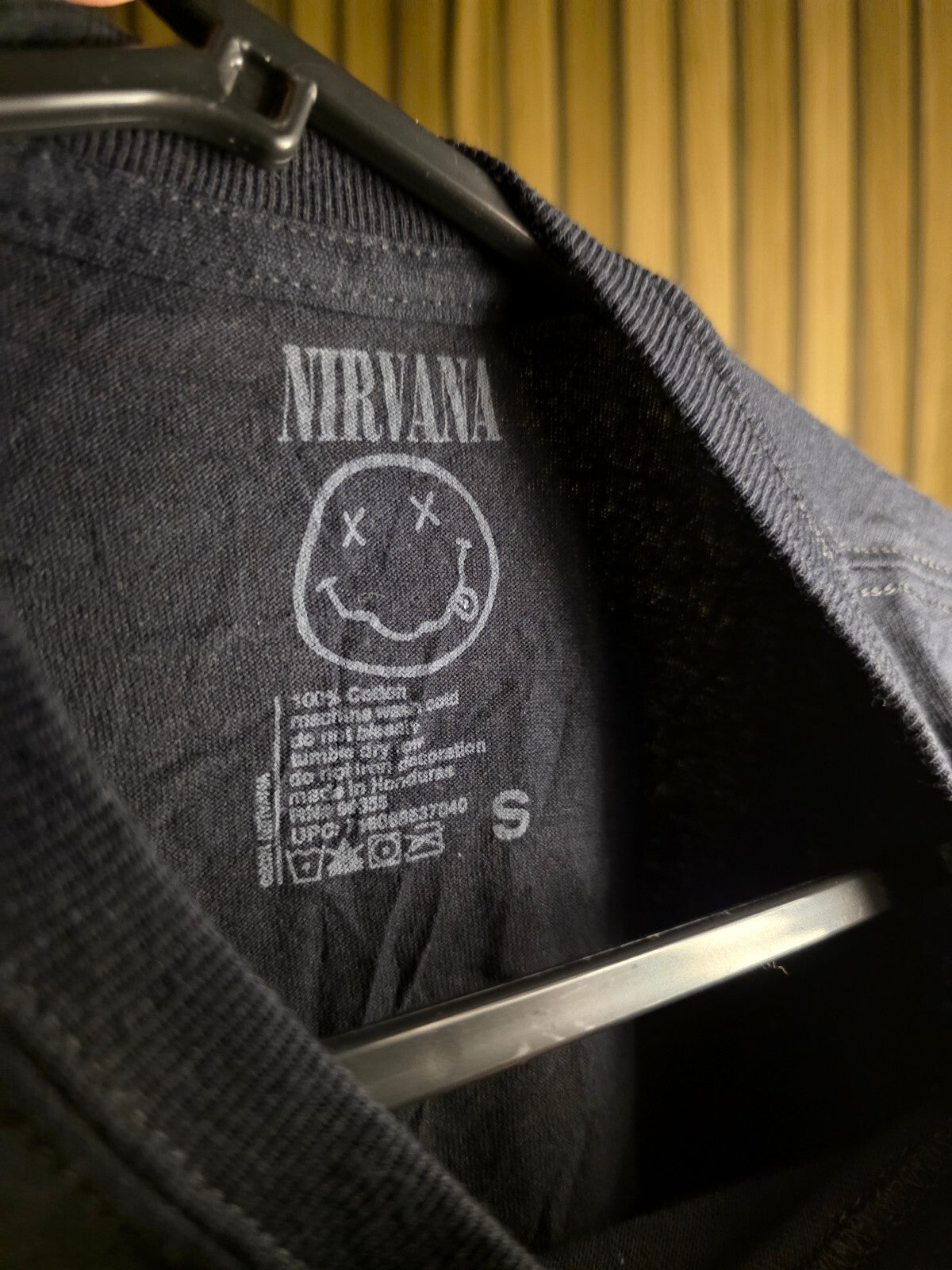 Nirvana Smiley Face Graphic Black T-Shirt S MX611