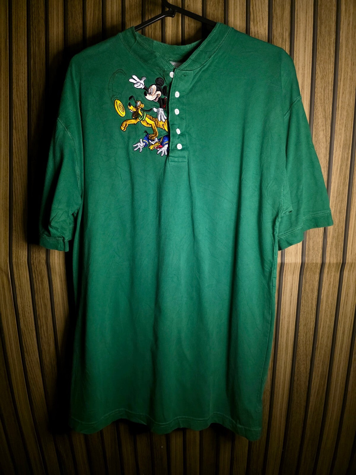 Vintage 1990's Disney Store Character Henley T-Shirt Green MX662