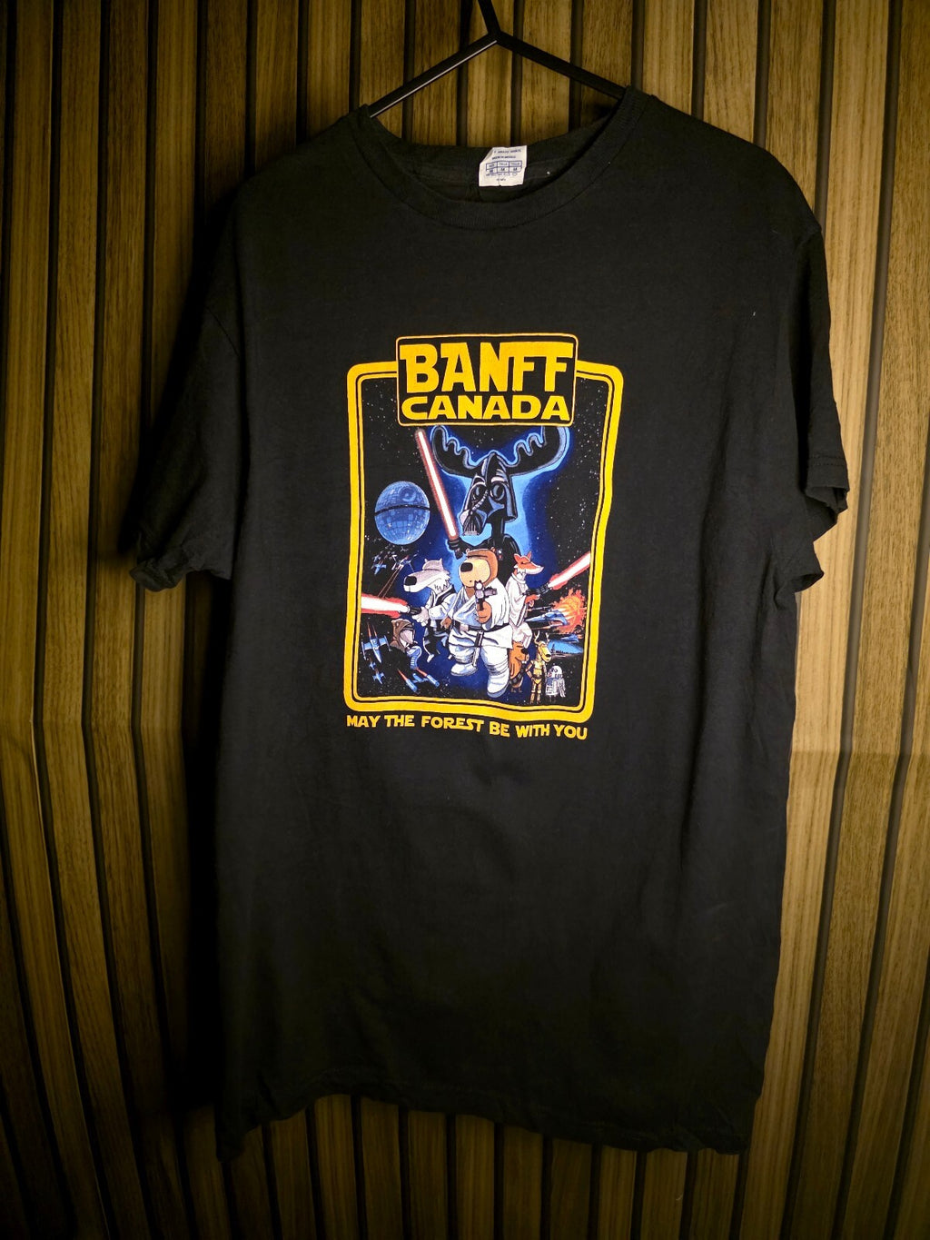 Banff Canada Moose Space Graphic T-Shirt Black M RAN131