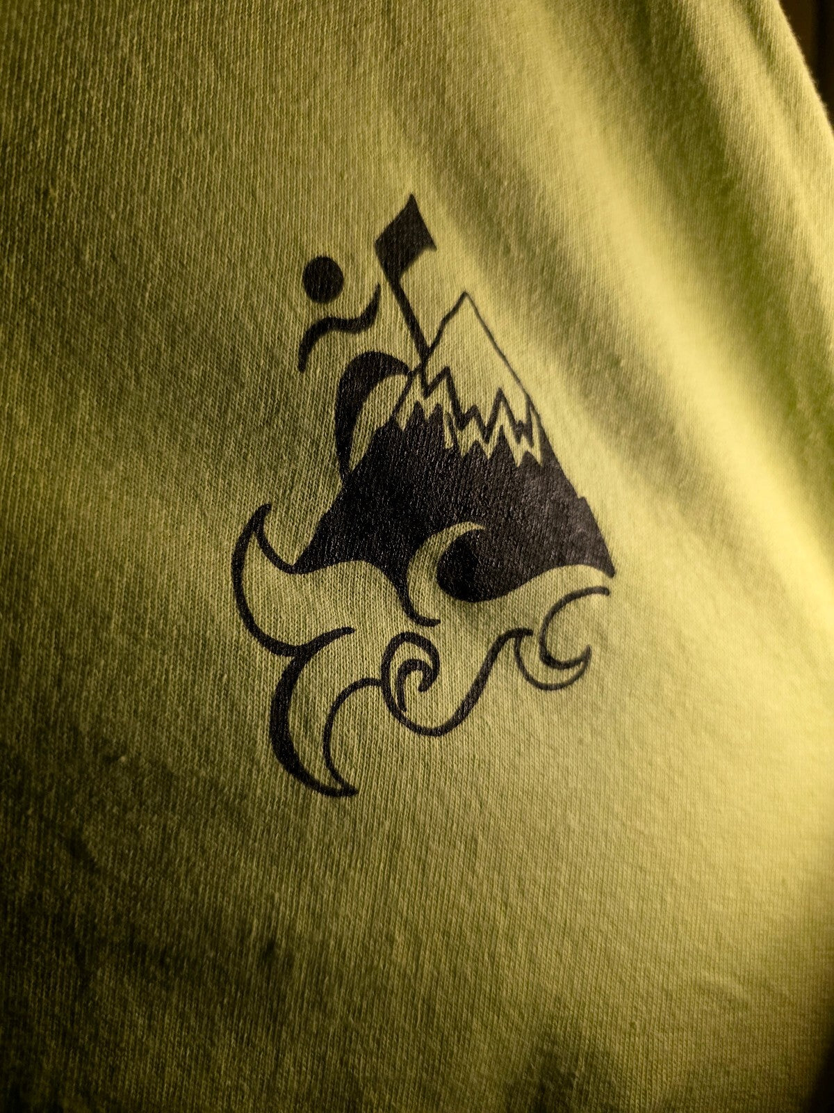 Graphic mountain wave T-shirt Lime RAN168