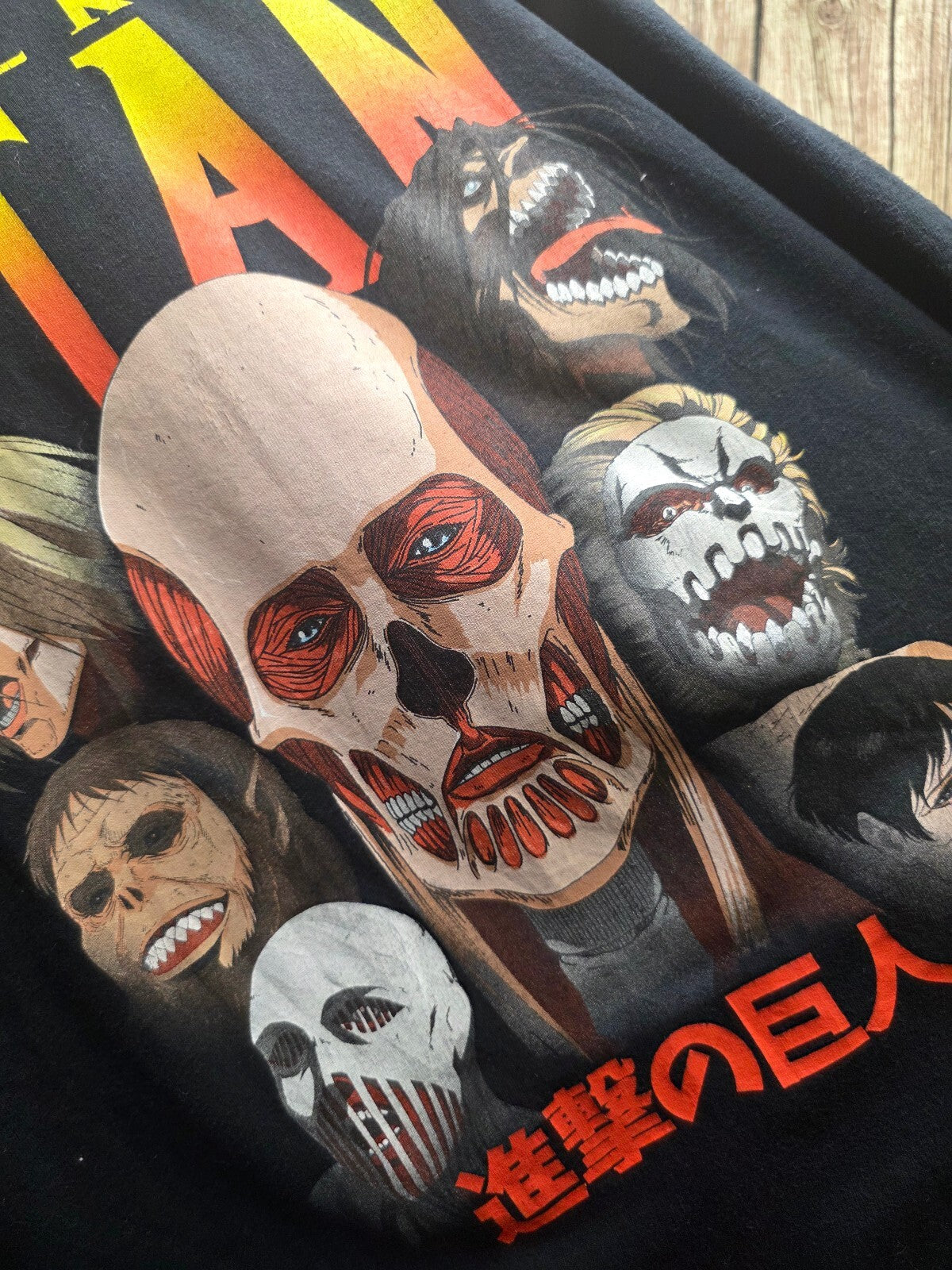 Attack On Titan graphic T shirt black XL ANI1013