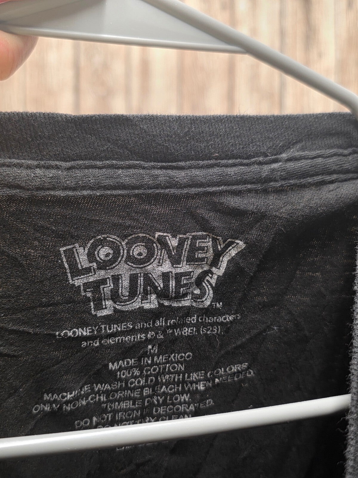Looney Tunes That's All Folks Graphic T Shirt Black Size M MX800