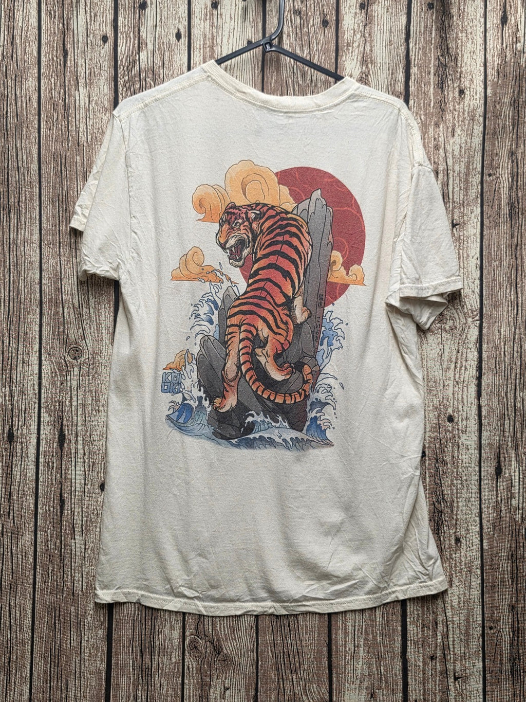 Tiger Graphic T Shirt Cream Size M MX804