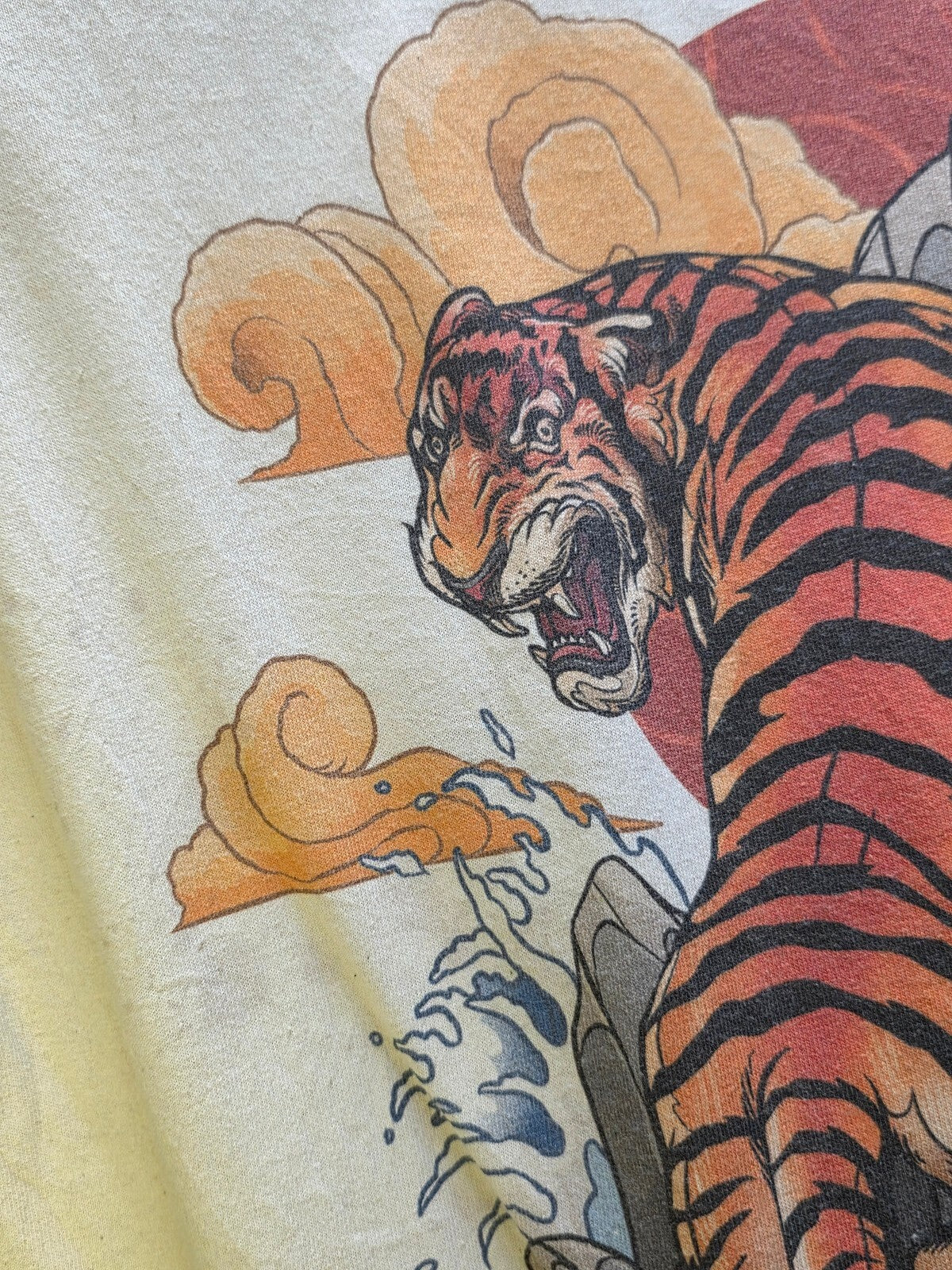 Tiger Graphic T Shirt Cream Size M MX804