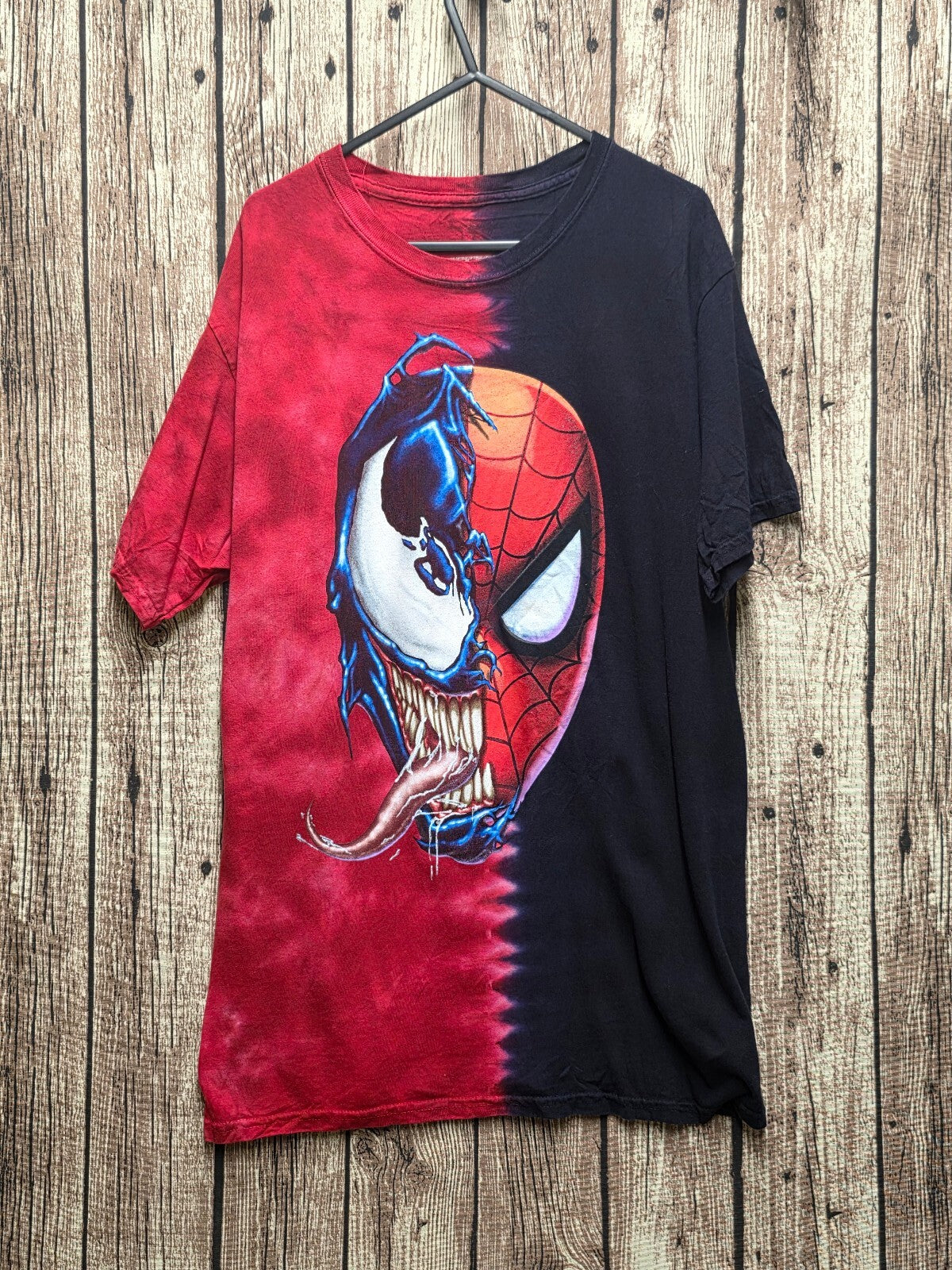 Marvel Spider Man Venom Graphic T Shirt Red Black Size M MX805