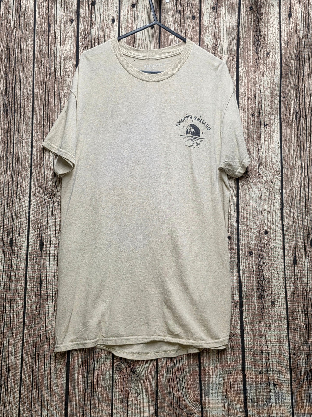 Smooth Sailing Graphic T Shirt Cream MX821