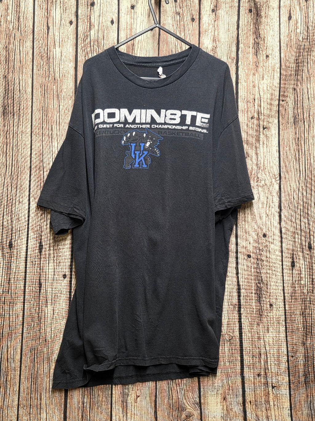 Kentucky Wildcats Dominate Graphic T Shirt Black MX825