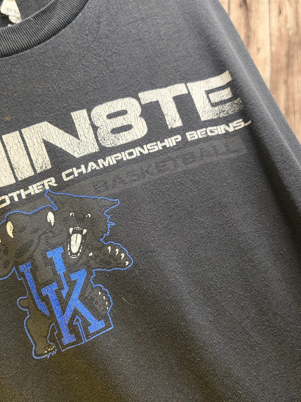 Kentucky Wildcats Dominate Graphic T Shirt Black MX825