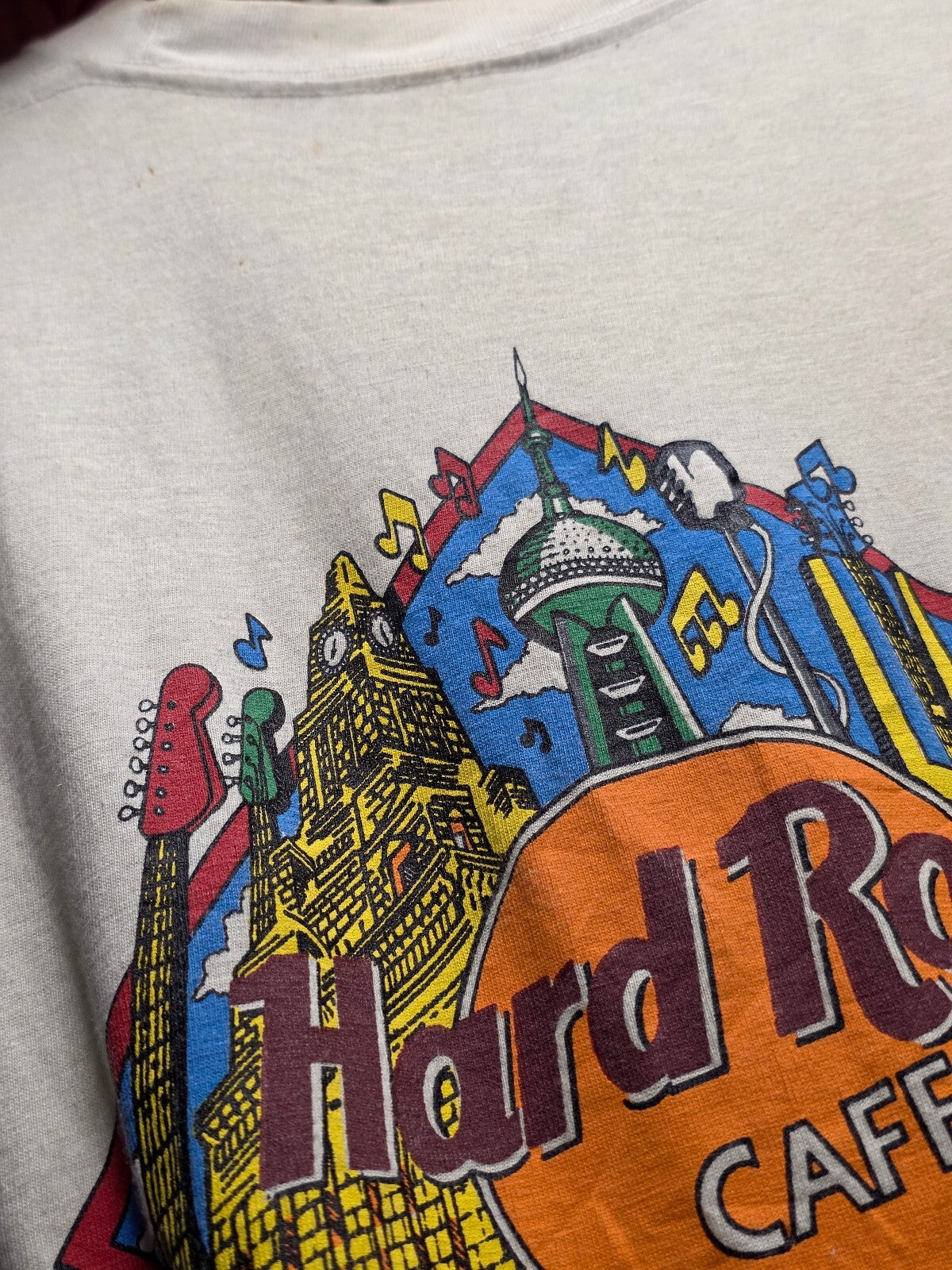 Hard Rock Cafe Shanghai Graphic T Shirt Cream BSCL4