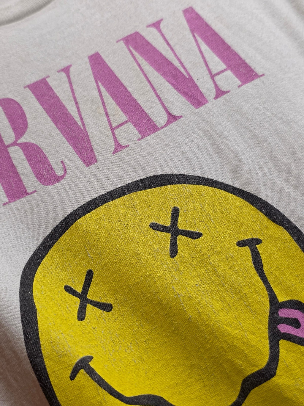 Nirvana Smiley Face Graphic T Shirt White YL BSCL24