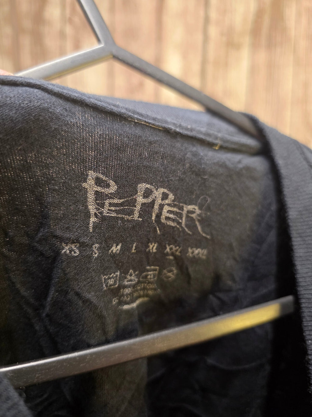 Aloha Pepper Graphic T Shirt Black MX739