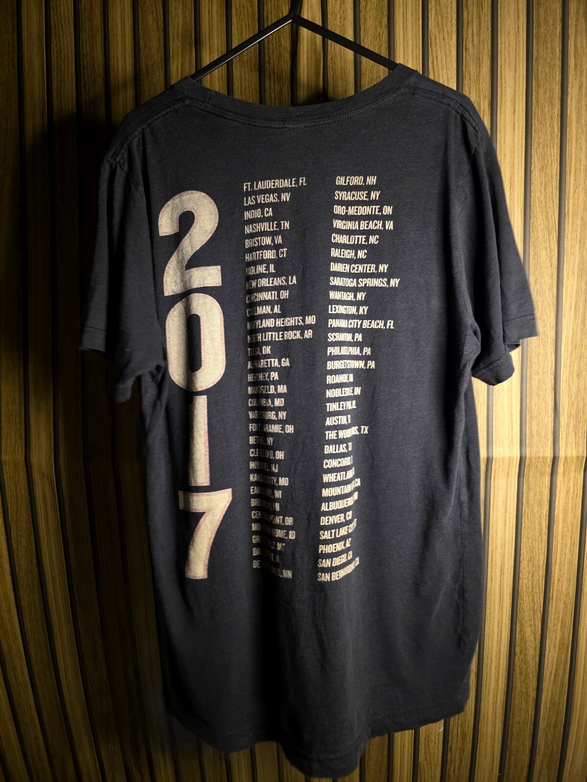 Brett Eldredge 2017 Tour Black Graphic T-Shirt Size Medium