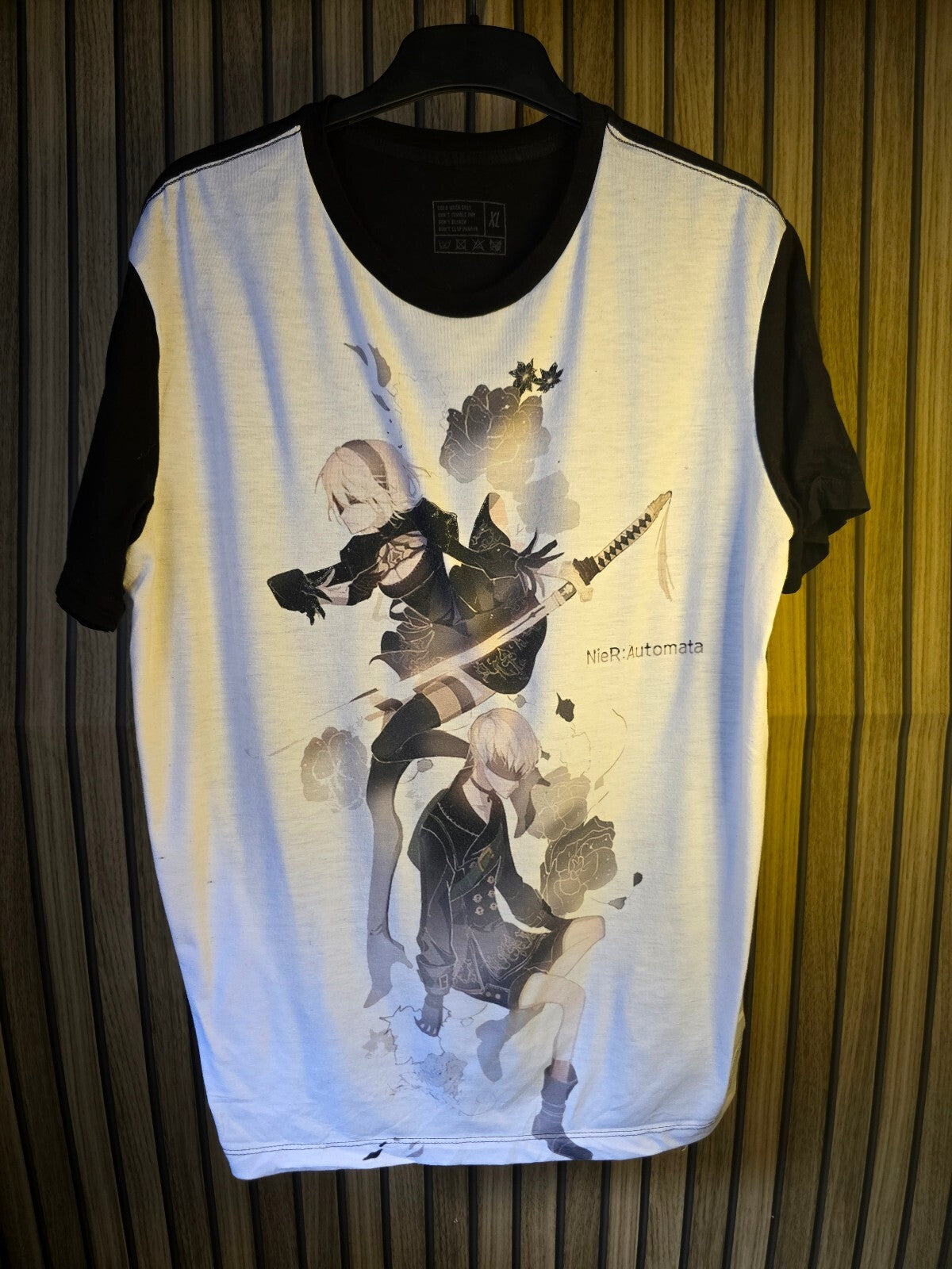 NieR Automata Graphic T-shirt Black and White XL