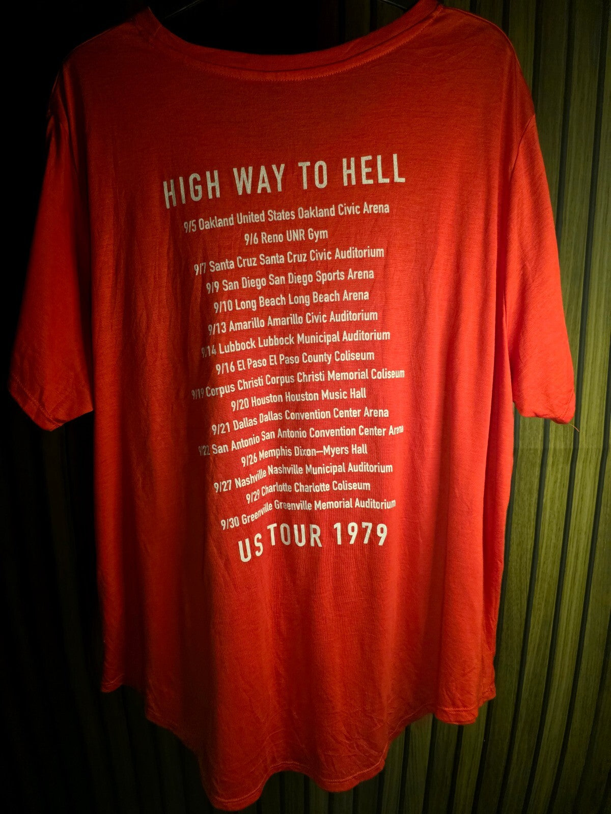 AC/DC High Way to Hell Tour 1979 Graphic T-Shirt Red 2X
