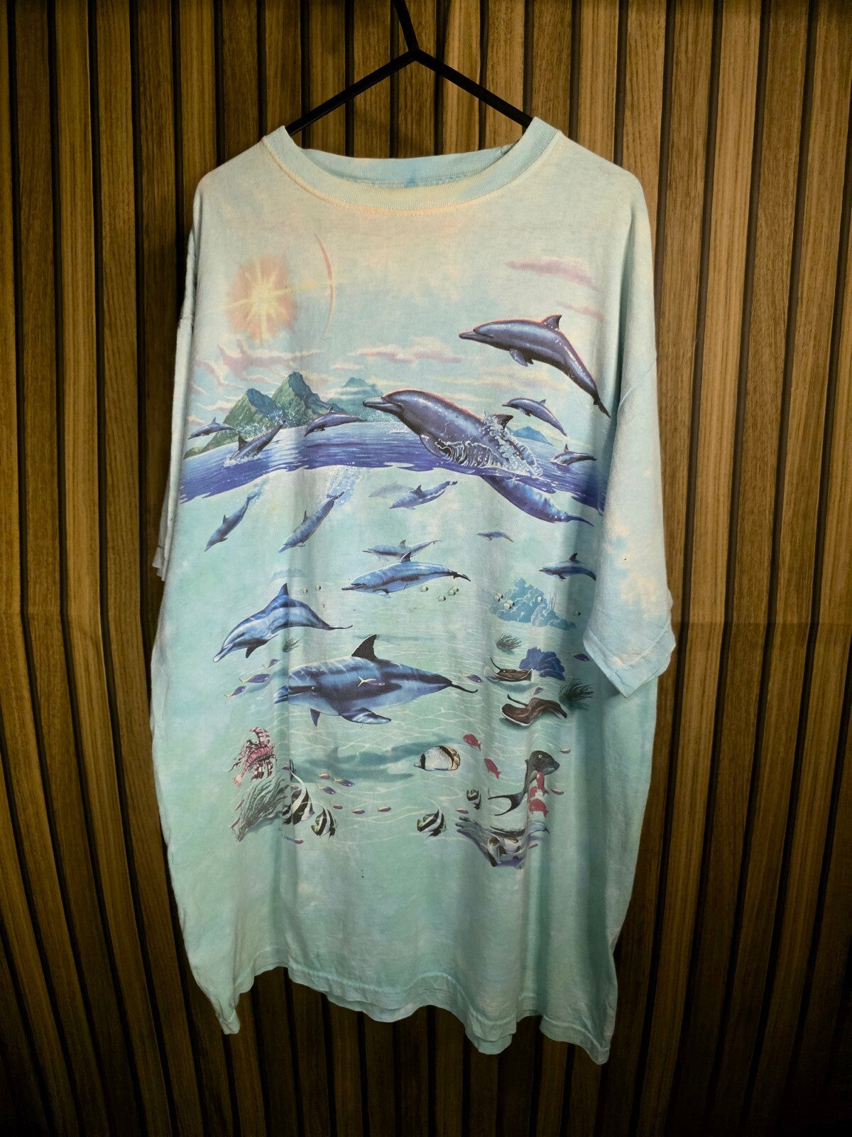 Vintage 1996 Liquid Blue Dolphin Graphic T-Shirt Blue Large