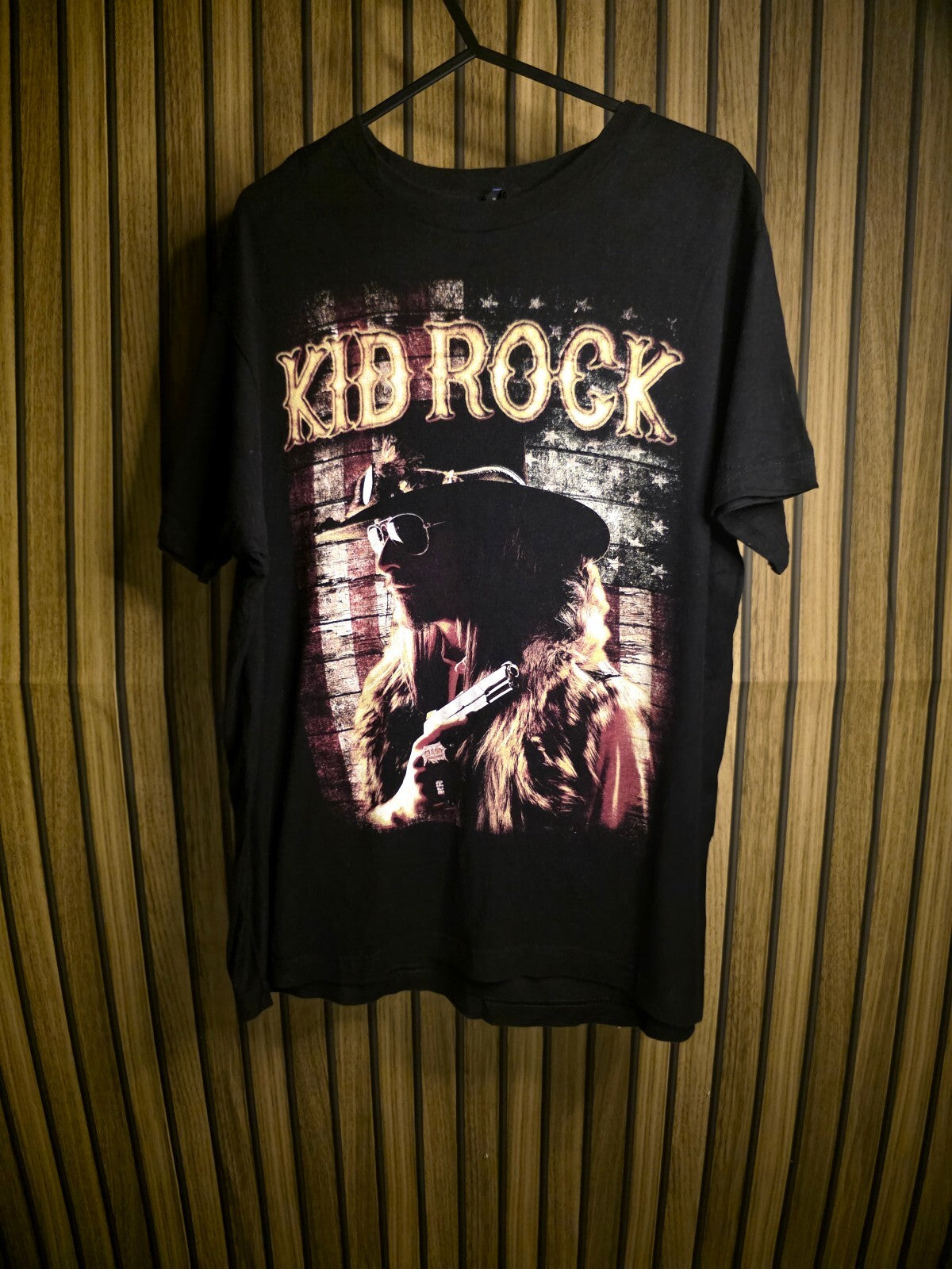 Kid Rock First Kiss Cheap Date Tour 2017 Black Cotton T-Shirt Medium