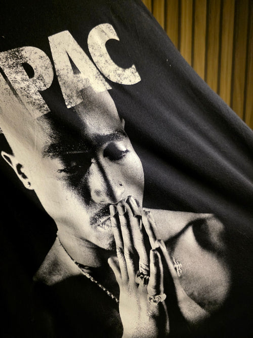 2PAC Black Graphic T-Shirt Praying Hands Print Size L Cotton