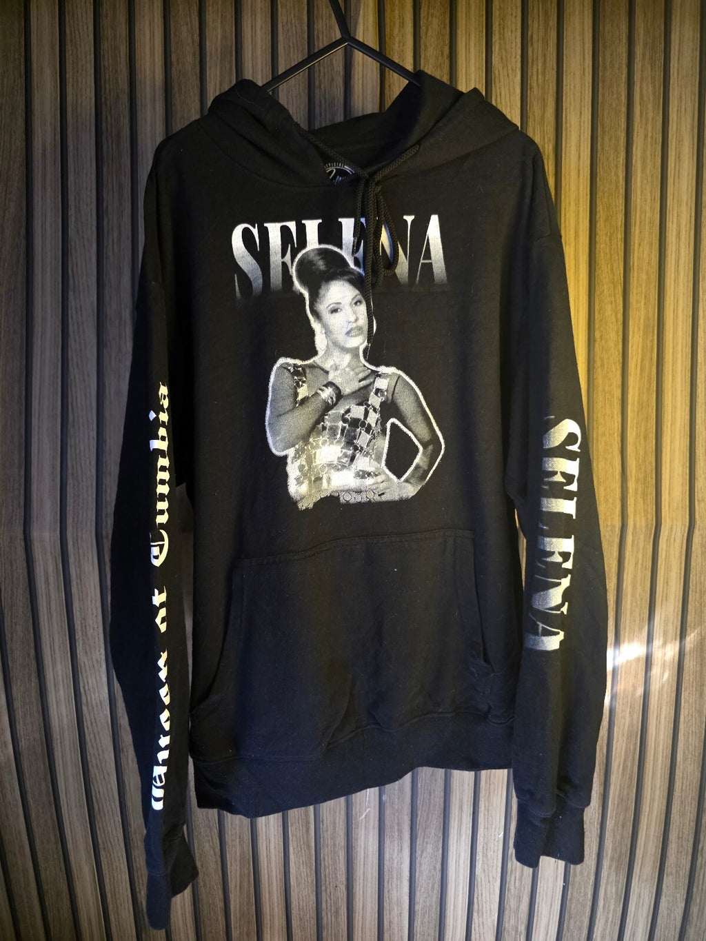 Selena Queen of Cumbia Black Hoodie Large Official Merchandise