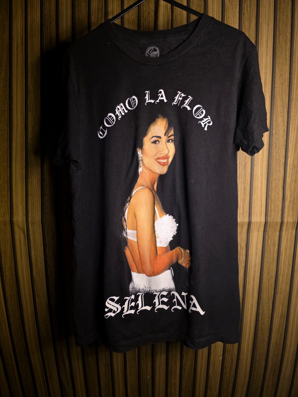 Selena Como La Flor Graphic Black T-Shirt Size S