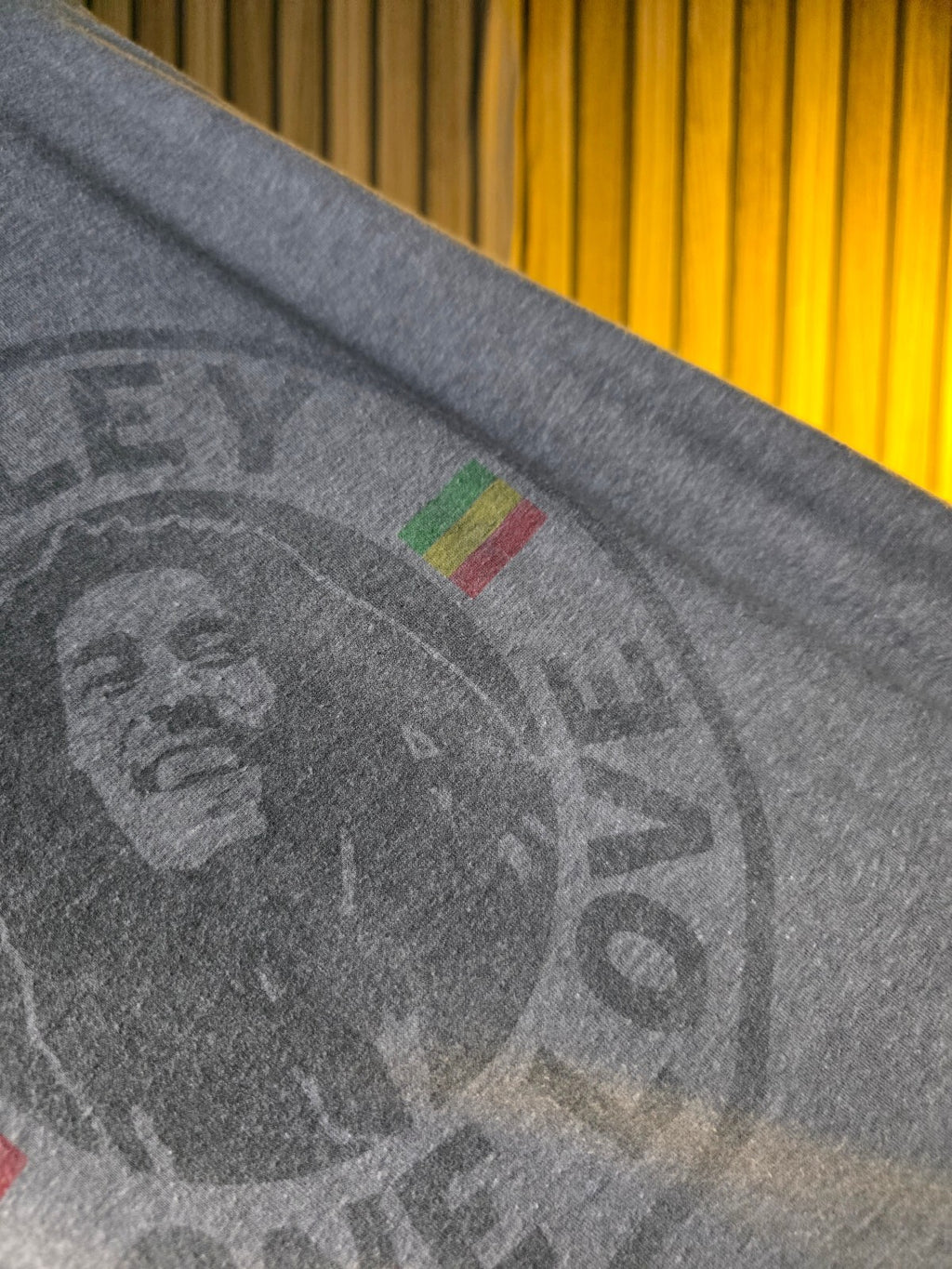 Zion Roots Bob Marley Love One Love Graphic T-Shirt Grey Large