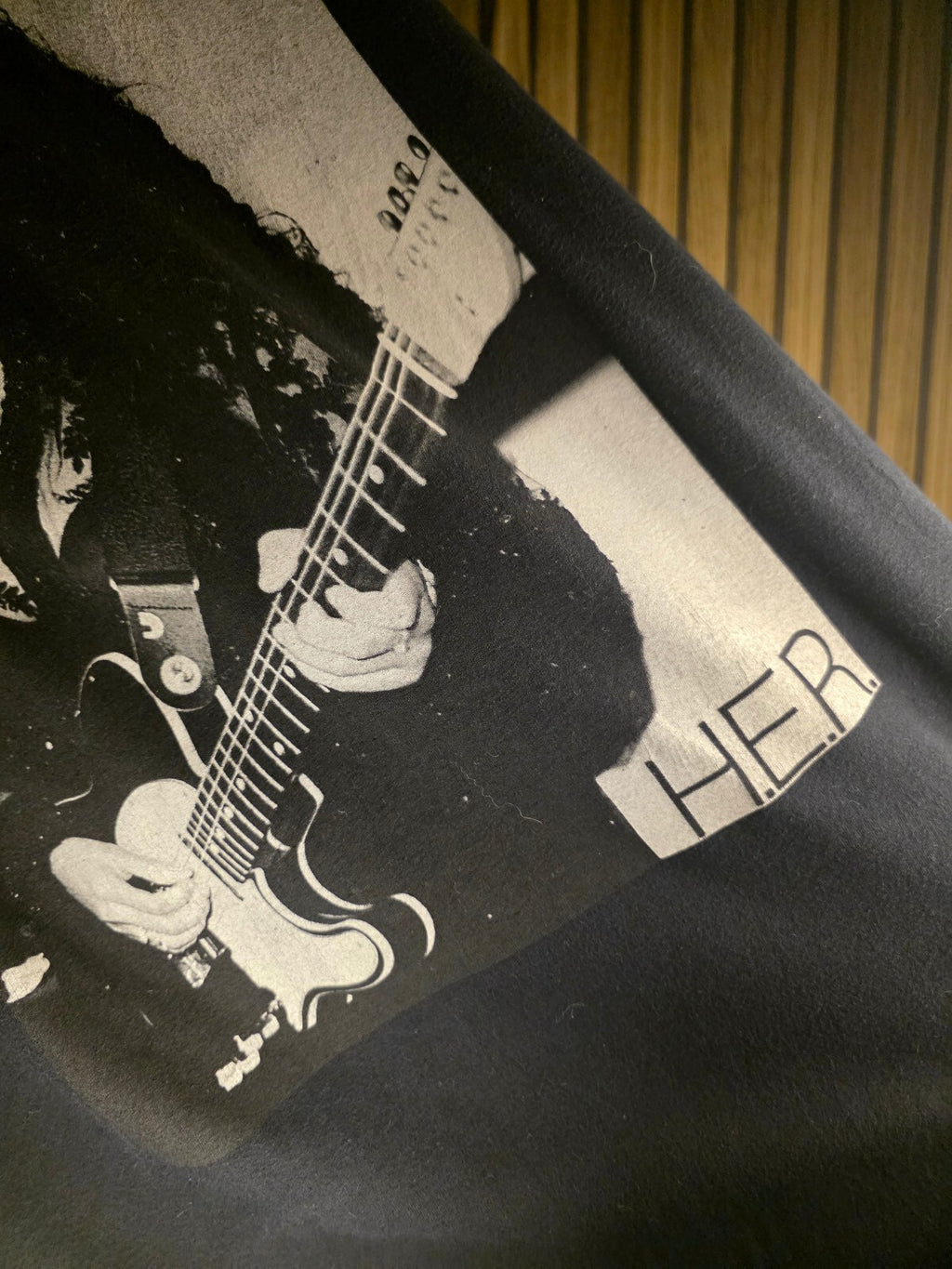 HER Black Graphic T-Shirt with Guitar Print Unisex Size M