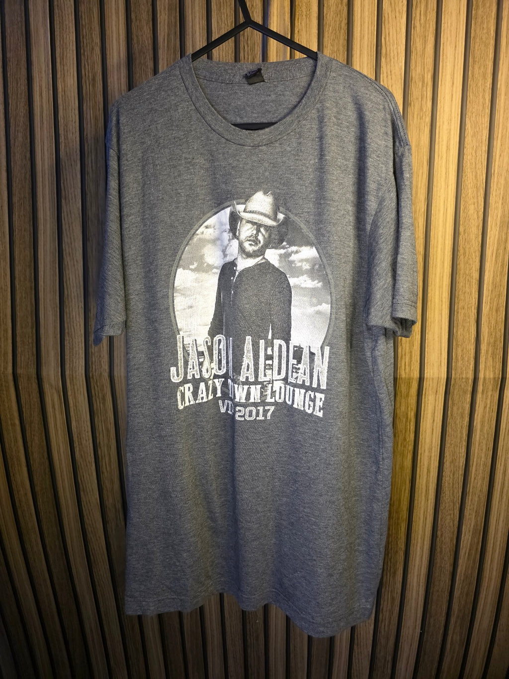 Jason Aldean Crazy Town Lounge VIP 2017 Grey Tour T-Shirt Size L