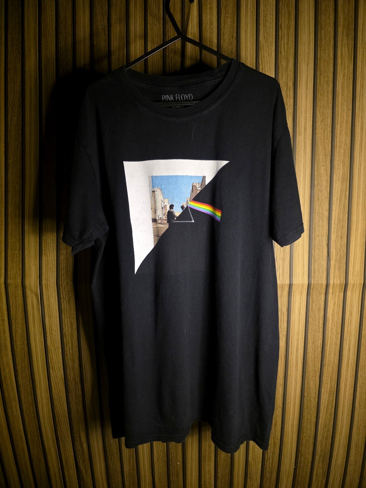 Pink Floyd T-Shirt Dark Side of the Moon Album Art Black Large
