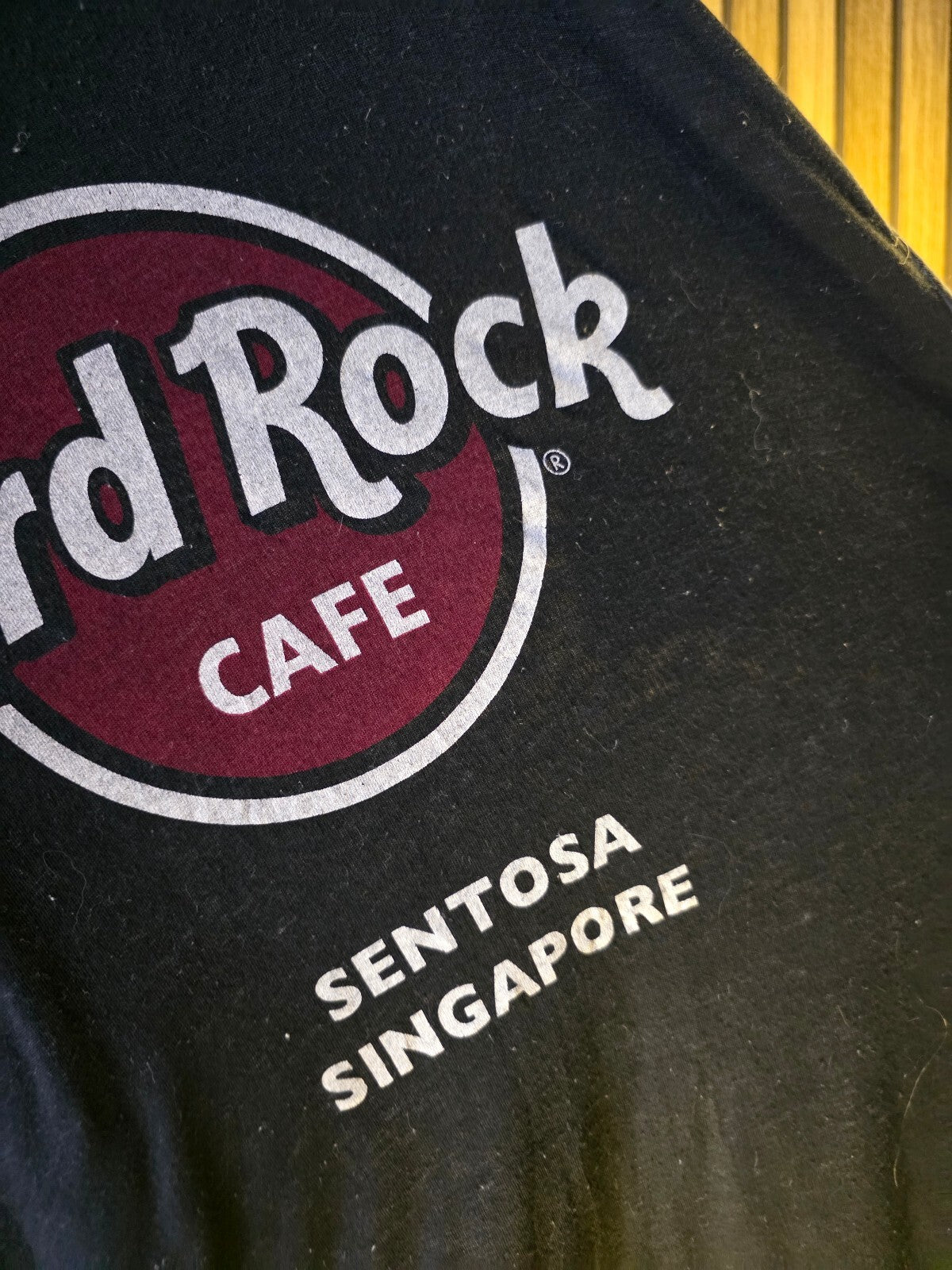 Hard Rock Cafe Sentosa Singapore Black T-shirt Large