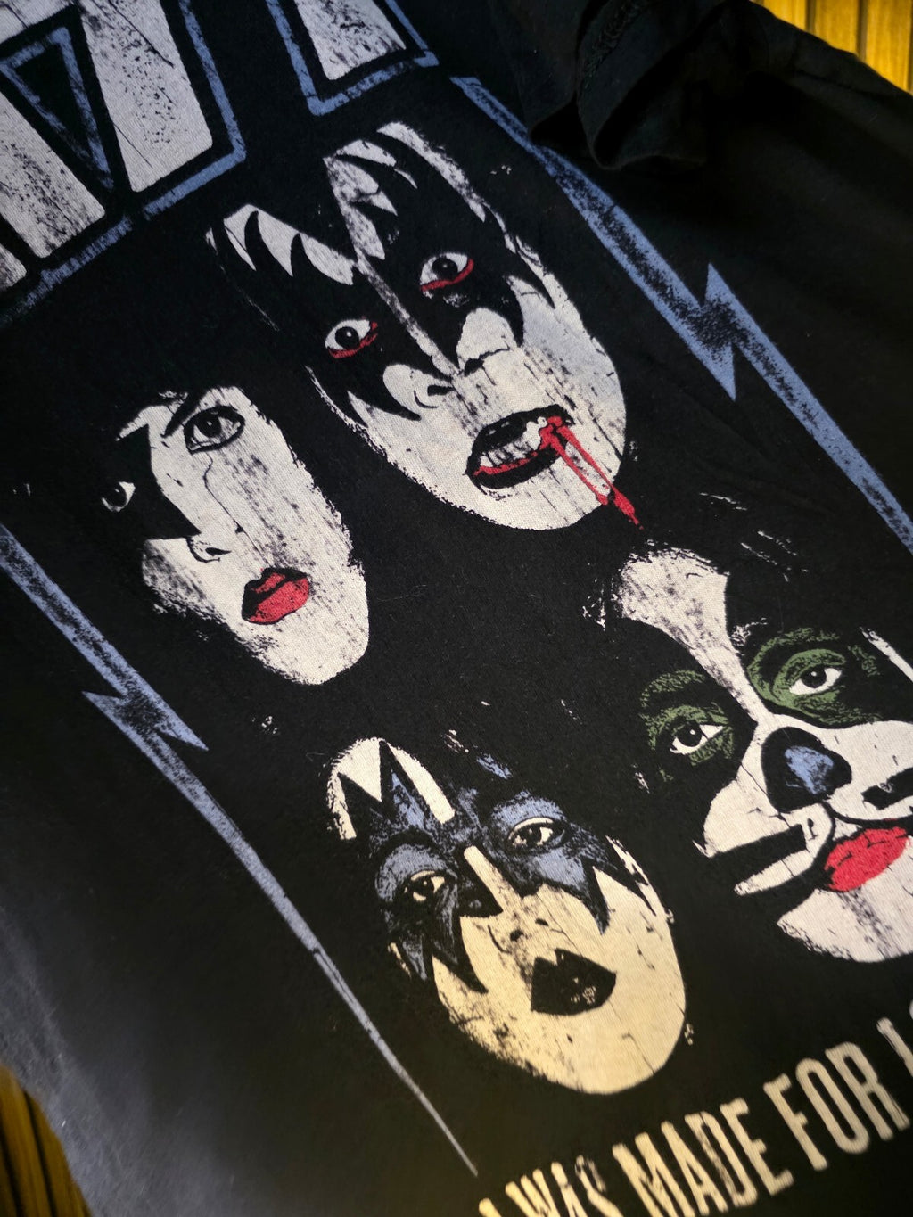 KISS I Was Made For Lovin' You Black Graphic T-Shirt XL