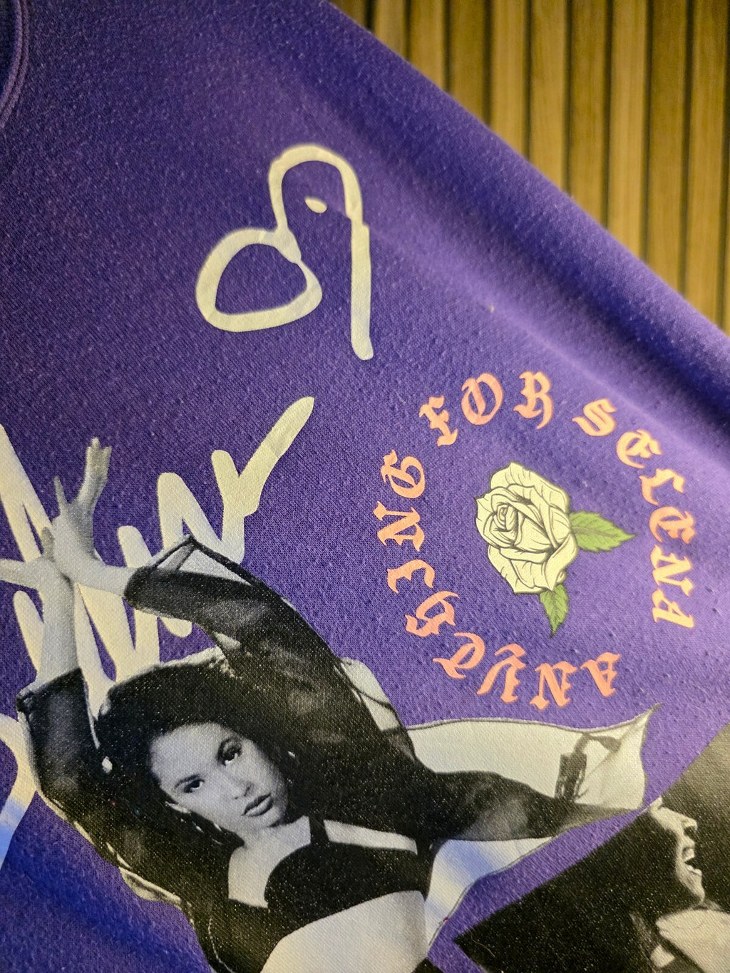 Selena Graphic Sweatshirt Purple L/XL Queen of Cumbia