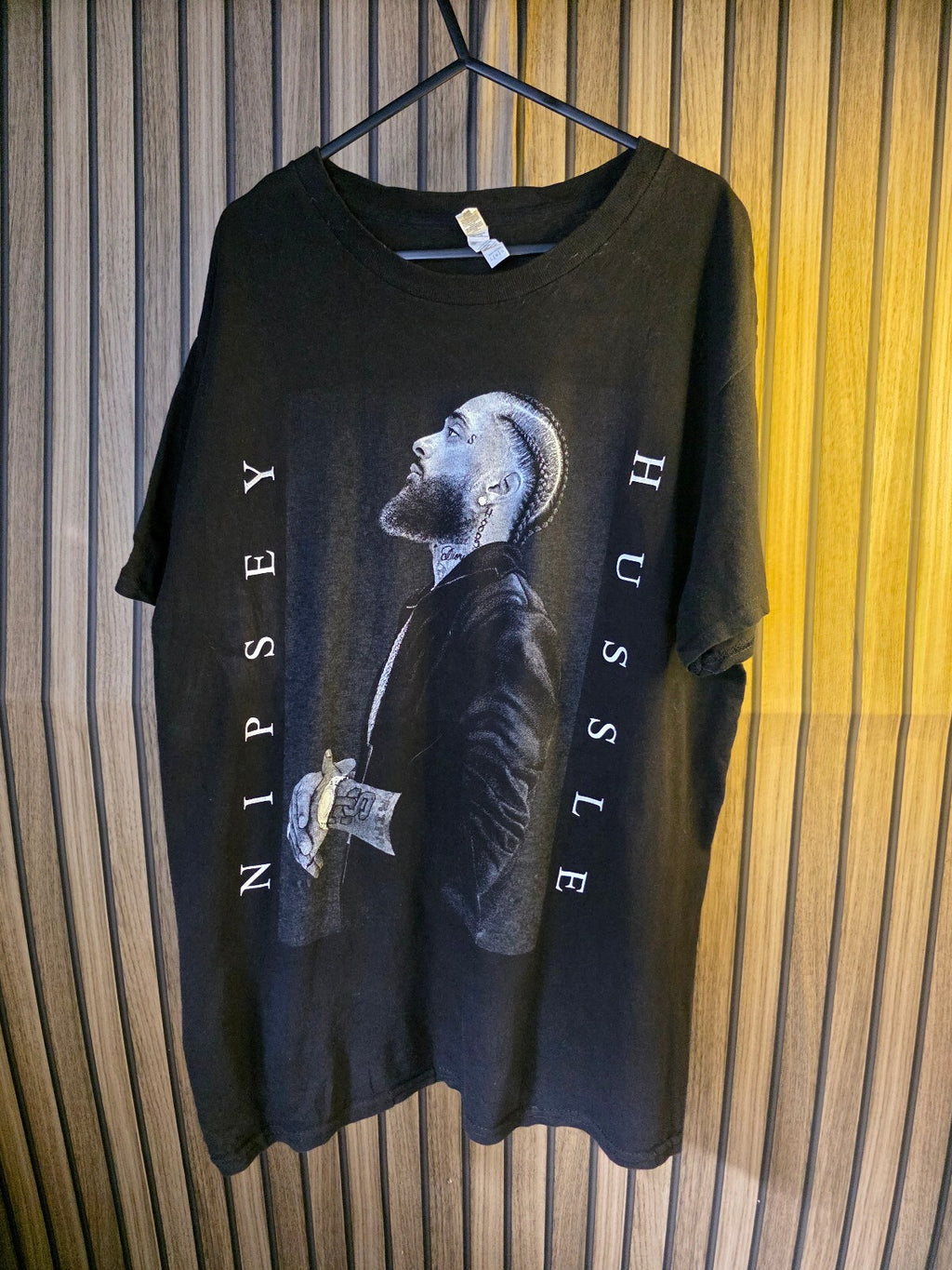 Gildan Nipsey Hussle Graphic Black T-Shirt Large