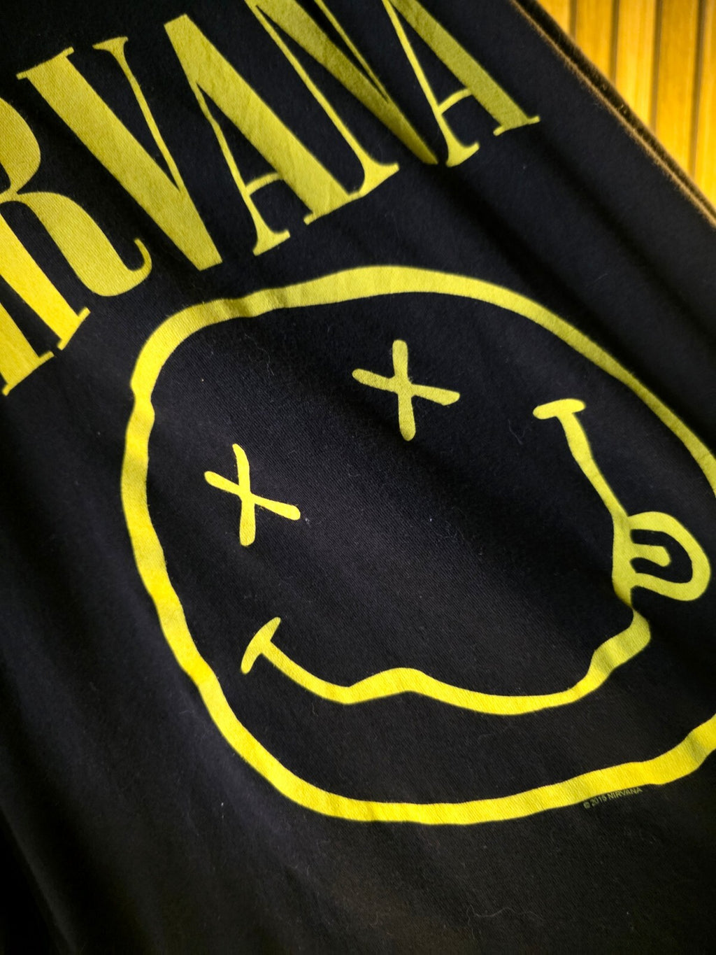 Nirvana Smiley Face Band T-Shirt Black Yellow Small