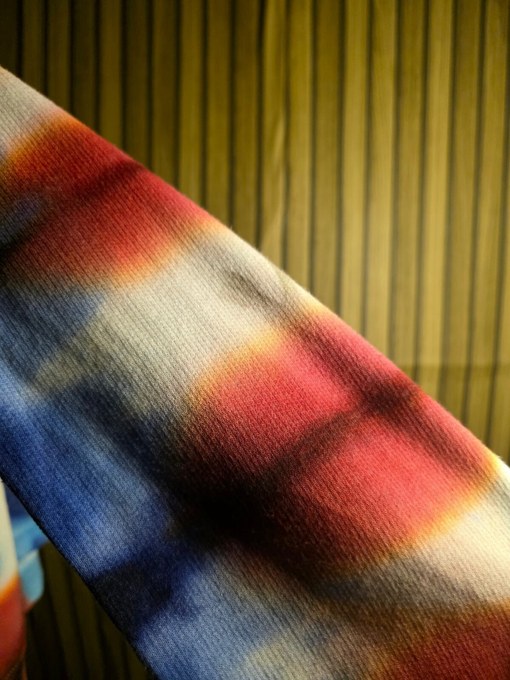 Fruit of the Loom Rod Wave Beautiful Mind Tie-Dye Hoodie Red Blue Size Large