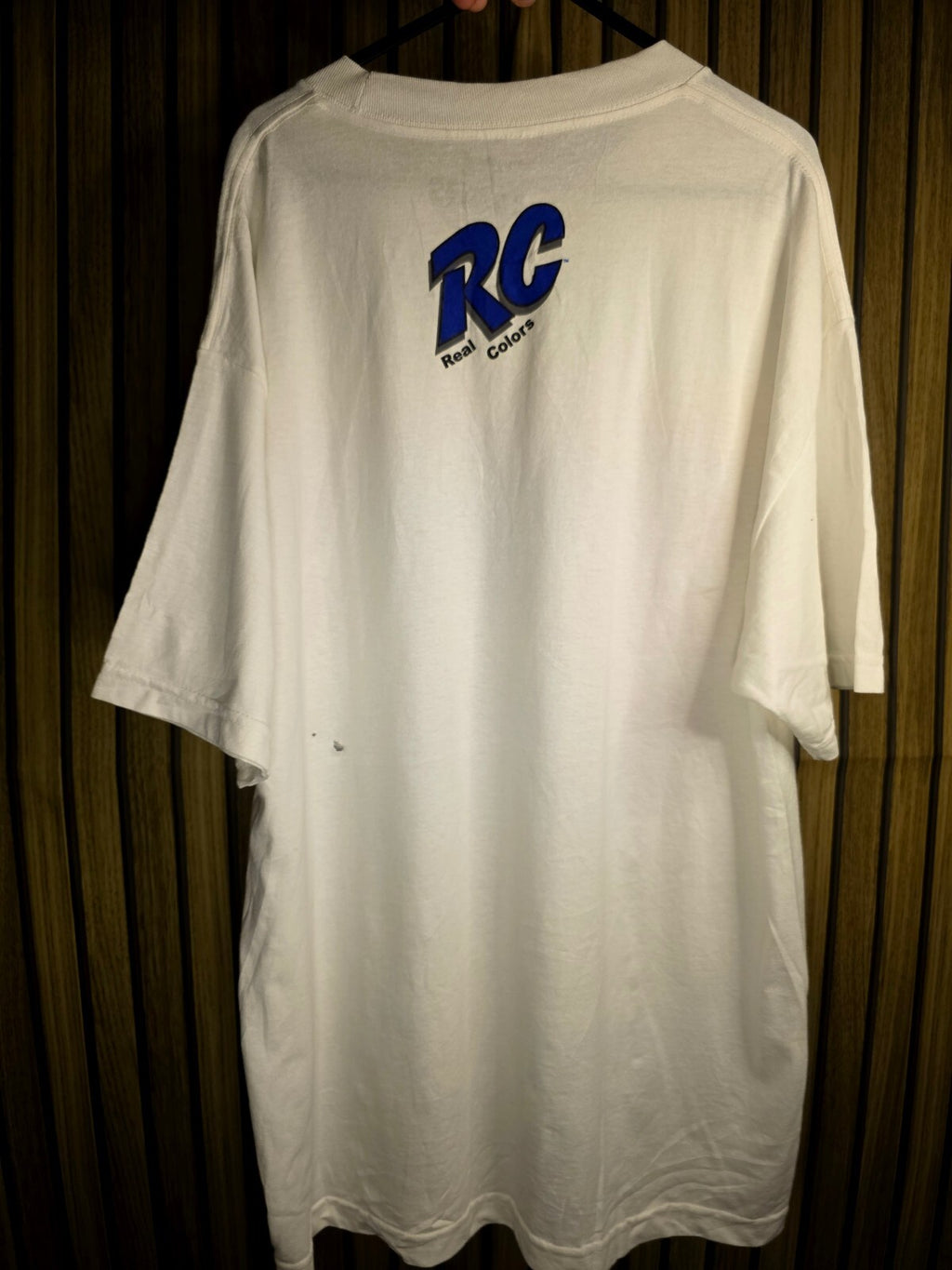 Real Colors Graphic T-Shirt Woman Print White Large