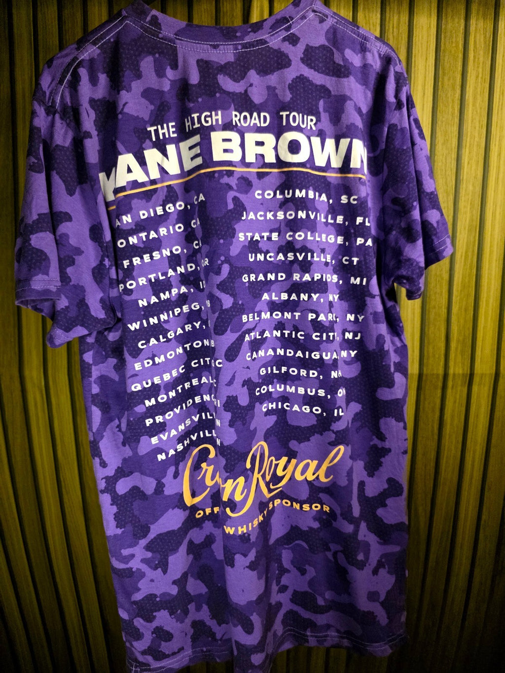 Kane Brown Crown Royal The High Road Tour Purple Camo T-Shirt Medium