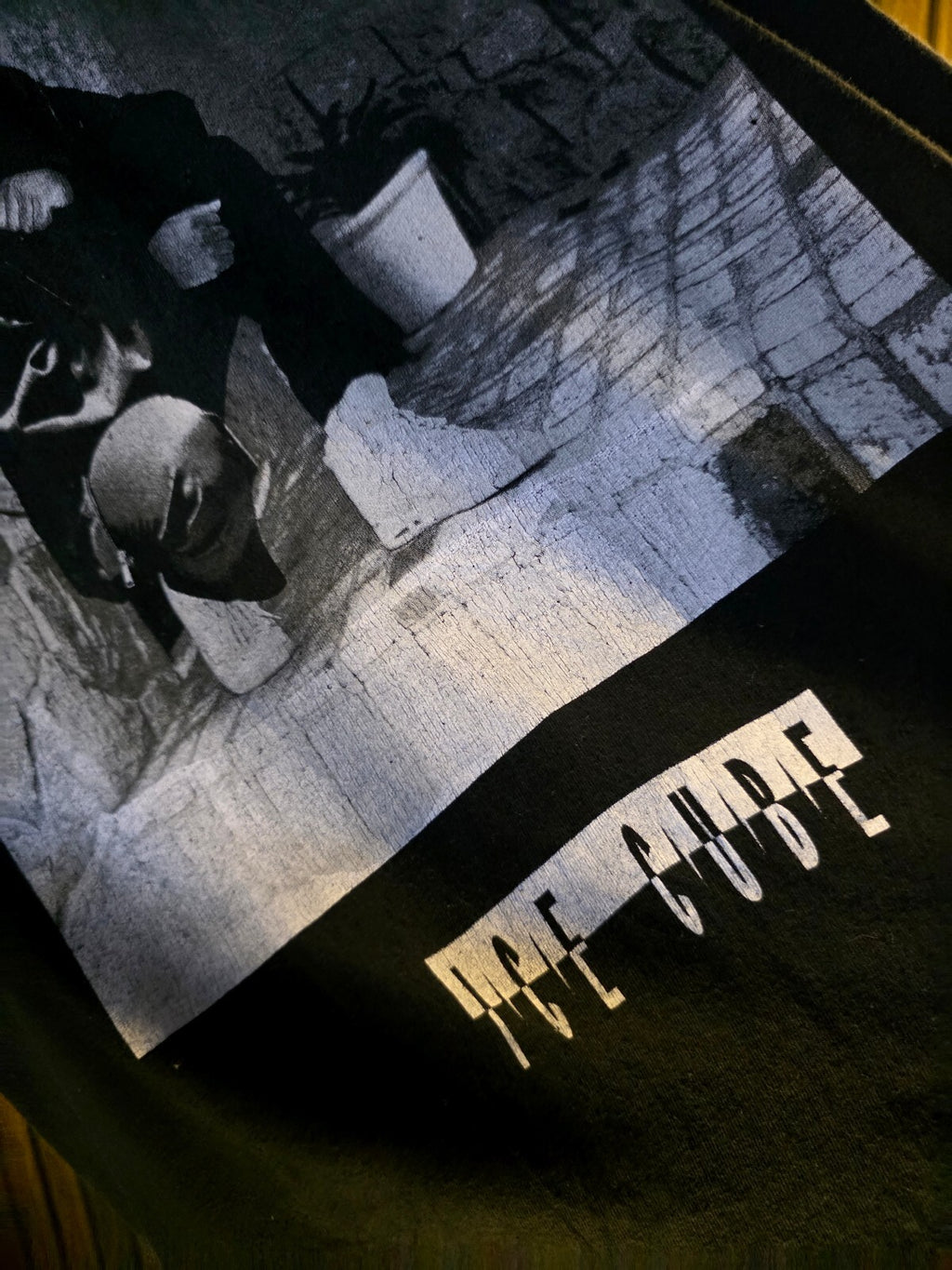 Ice Cube Black Graphic T-Shirt Size M Cracking Print