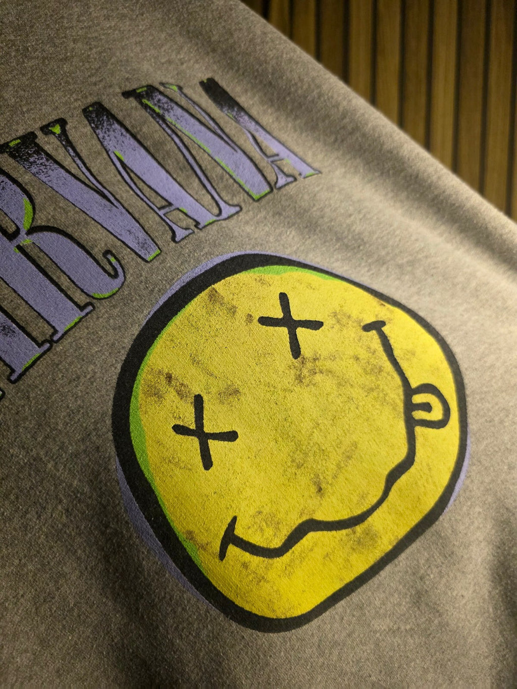 Gildan Nirvana Sweatshirt Grey Medium Vintage Band Graphic