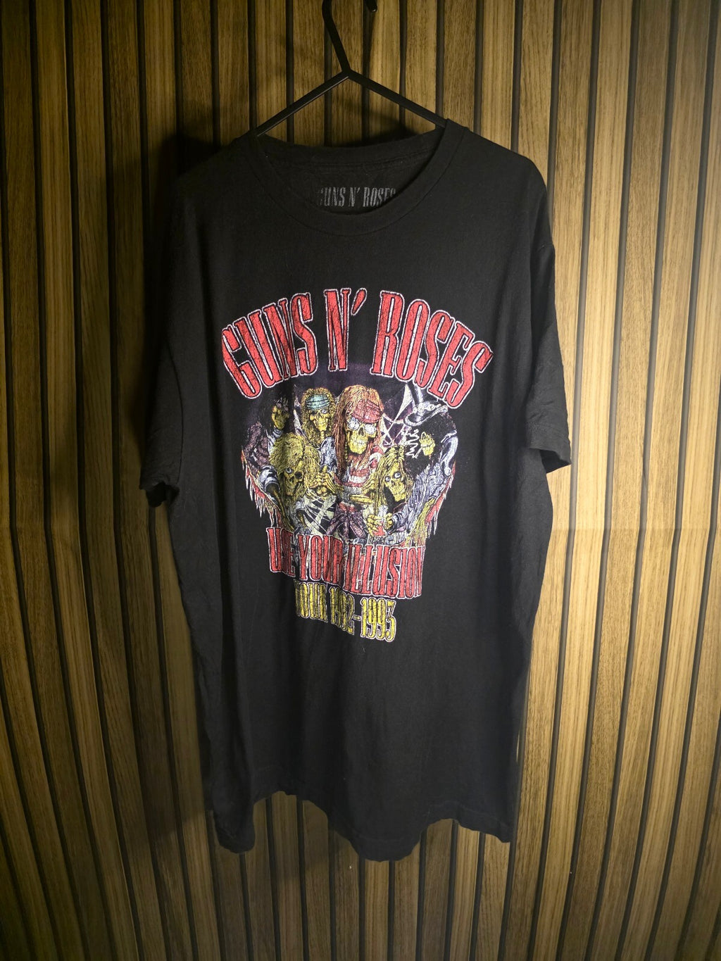 Guns N' Roses Use Your Illusion Tour 1992-1993 Black T-Shirt Large
