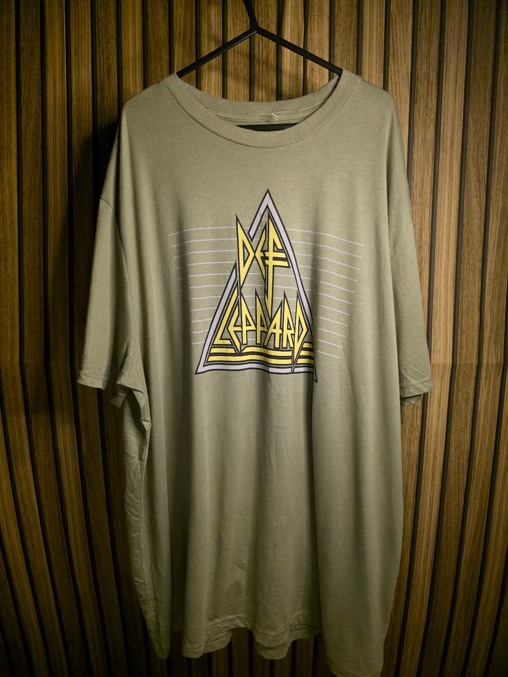 Def Leppard Band Logo Graphic T-Shirt Green XXL