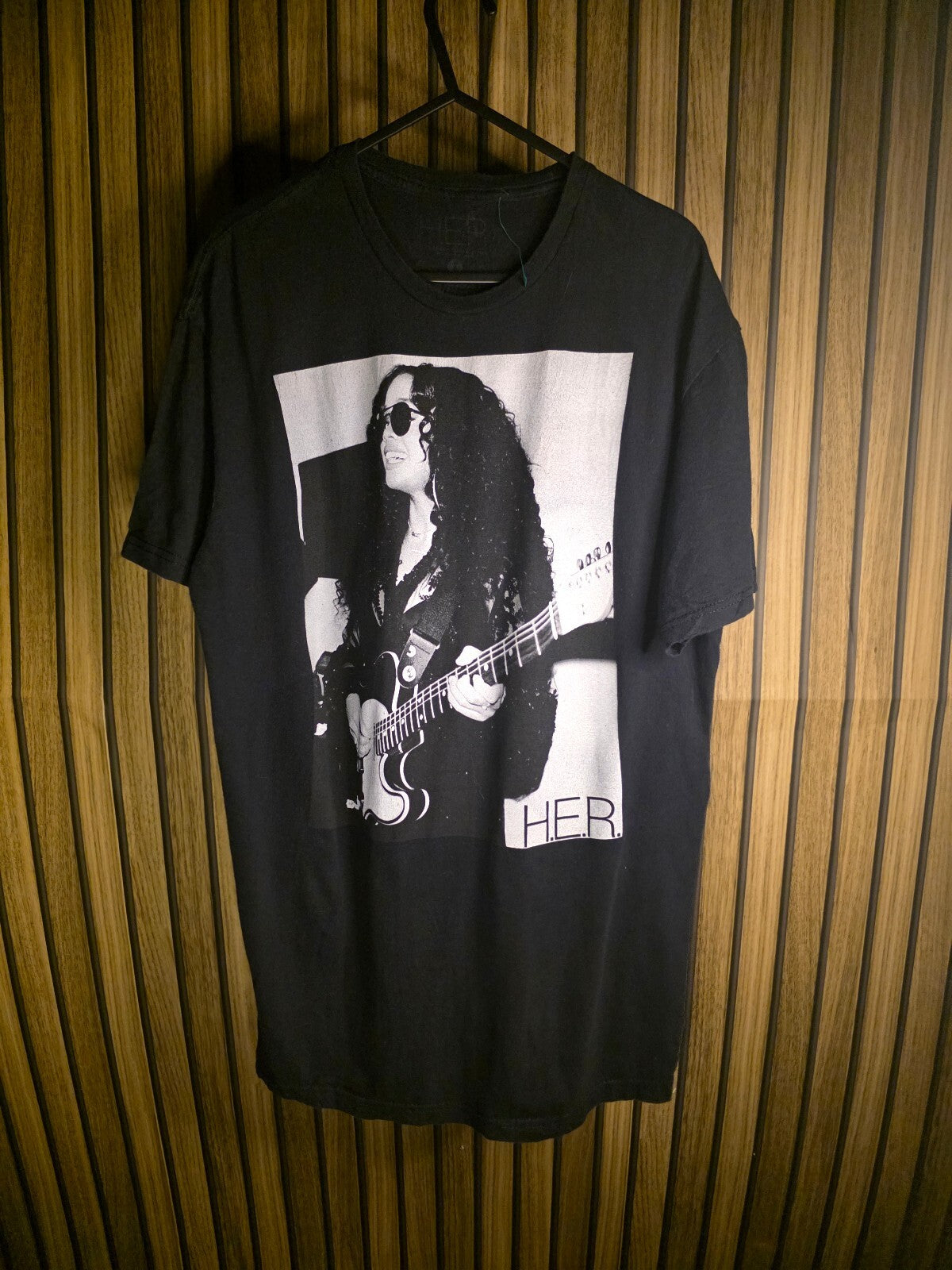 HER Black Graphic T-Shirt with Guitar Print Unisex Size M